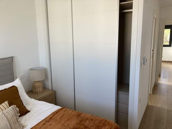 2mh+ olohuone /keittiö 2 kph 2 terassia  Torrevieja - valokuva 4