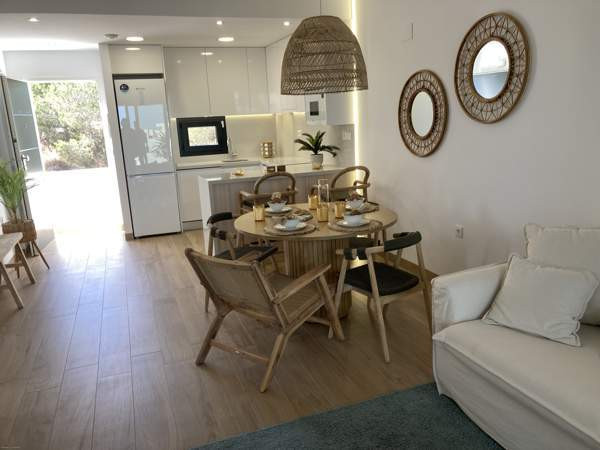 2mh+ olohuone /keittiö 2 kph 2 terassia  Torrevieja - valokuva 5