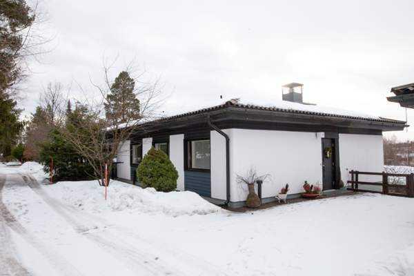 4h. takkah, 2xkph, erill. wc + s + p  Espoo – foto 1