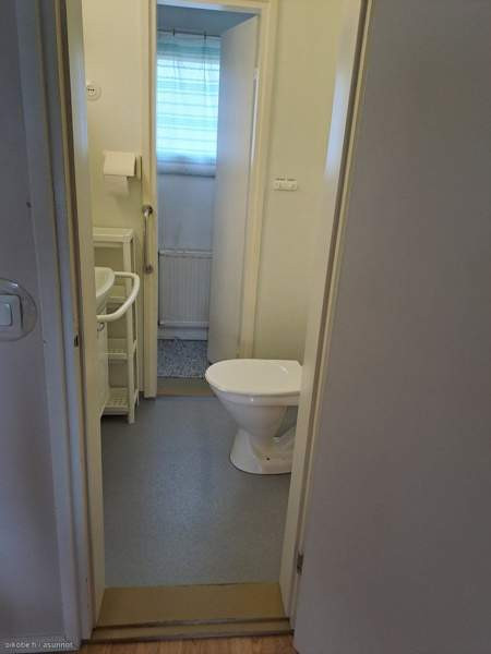 3h + k + ruokatila + oh + vh + wc + s + iso at + v  Juuka – foto 7