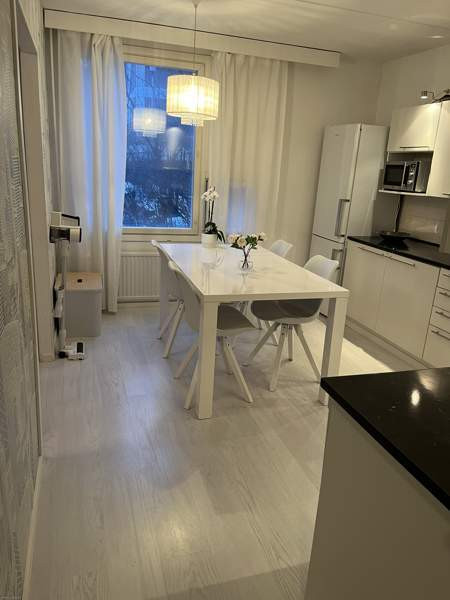 3h + k + kph + lasitettu parveke  Espoo - valokuva 3