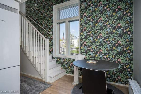 2h + avokeittiö + oma terassi + ranskal. parveke  Turtkul - valokuva 1