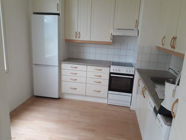 3h, k, vh, kph, las.parveke  Vantaa - valokuva 3