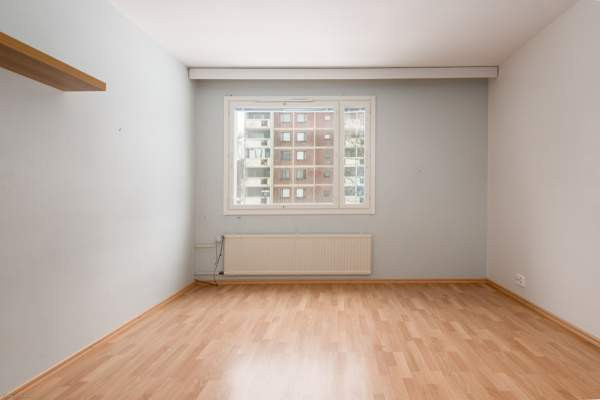 3h + Keittiö + Parveke  Vantaa - valokuva 5