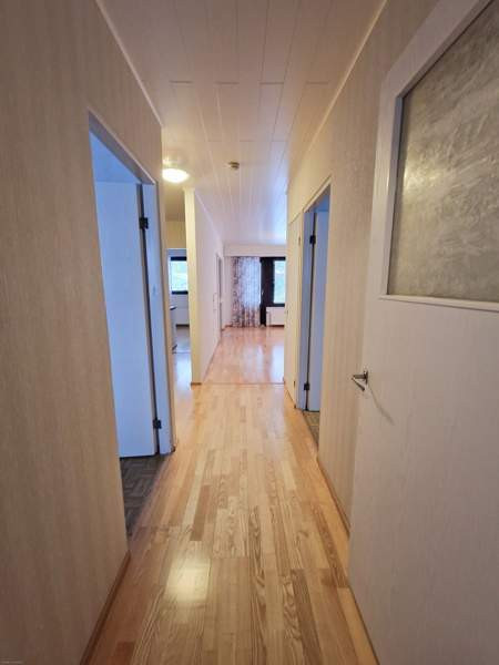 3h + k + kph + vaatehuone + piha + varastot  Keminmaa - valokuva 3