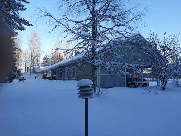 4h + k + s + khh + lämmin varasto ja autokatos + 2  Liperi - valokuva 1