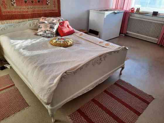 2h + k + kh + et + lasitettu parveke + AUTOTALLI m  Jaemsae