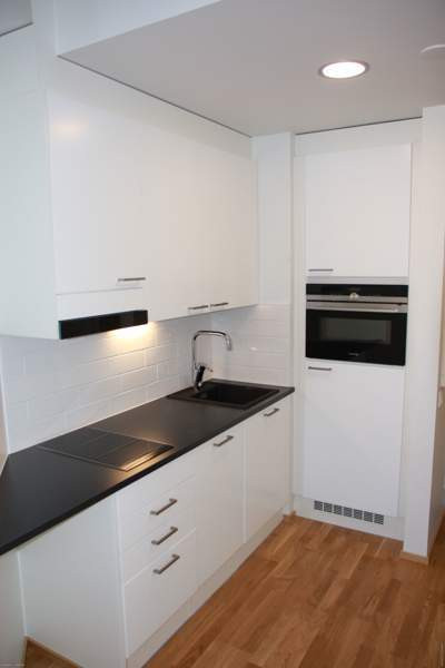 1h + kt + alk + ransk. parveke  Vantaa - valokuva 1