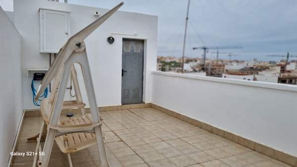 4h + k+2kph+parv +kattoterassi+ autohallipaikka +v  Torrevieja - valokuva 7