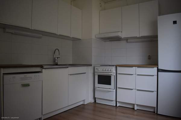 2H + K + P + et + kph + komerot + varastot  Tampere – foto 7