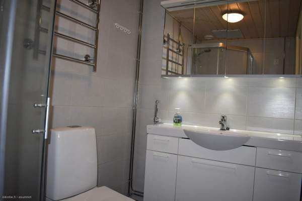 2H + K + P + et + kph + komerot + varastot  Tampere – foto 2