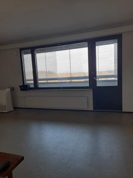 2h + avok + + suihku/wc + PK paikka + parveke n. 1  Kouvola – foto 7