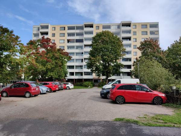 2h + k + wc + kph + lasitettu parveke  Helsinki – foto 2
