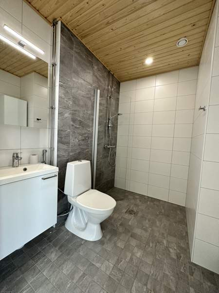 Kulma-asunto! 2h + avokeittiö + suuri lasitettu pa  Vantaa - valokuva 6