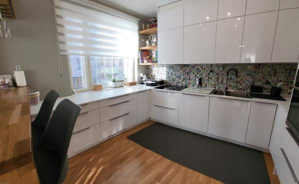 4h + avok + kph/wc + wc + vh + parveke  Espoo - valokuva 7