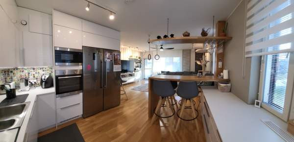 4h + avok + kph/wc + wc + vh + parveke  Espoo - valokuva 5