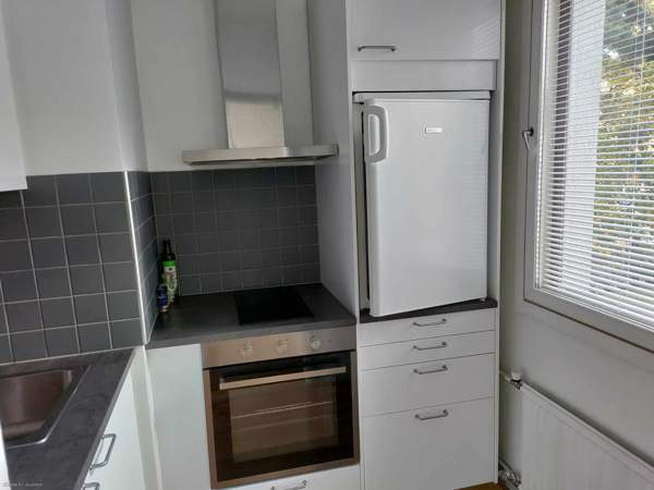 1+kk+lasitettu parveke  Espoo - valokuva 4