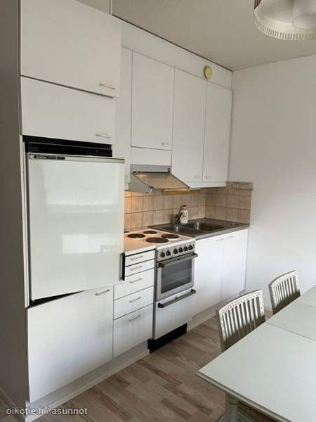 1h + avok  Lohja - valokuva 1