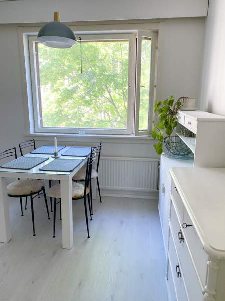 3h+k+vh+parveke  Vantaa - valokuva 2