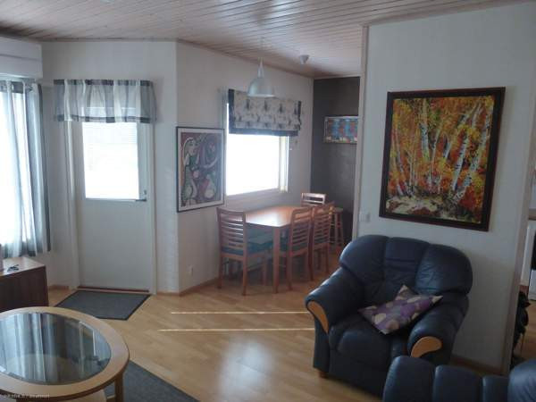 2h + k+s+autokatos  Zaporiz'ka Oblast' - valokuva 4