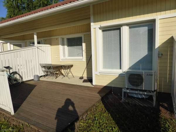 2h + k+s+autokatos  Zaporiz'ka Oblast' - valokuva 2