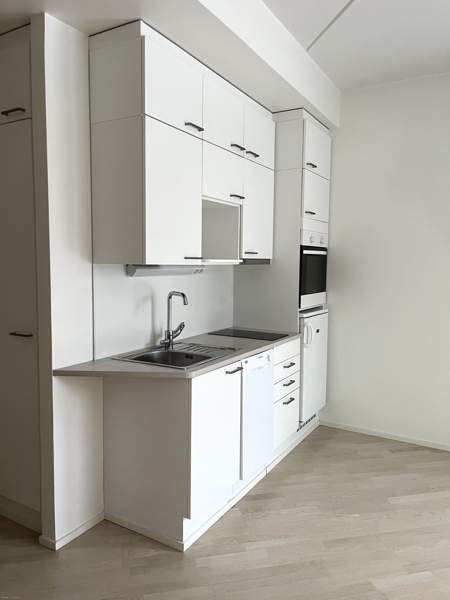 1h  Vantaa - valokuva 3