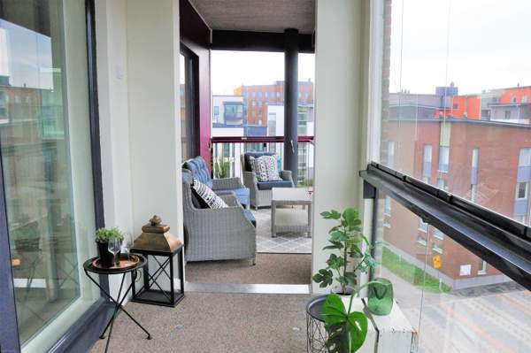 3h + avok + iso lasitettu parveke  Vantaa - valokuva 1