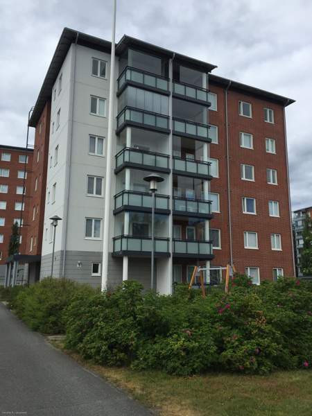 2h + kt + s + p  Joensuu - valokuva 1