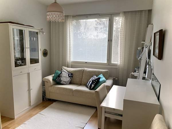 4h + k + wc + ph + parveke  Vantaa - valokuva 6