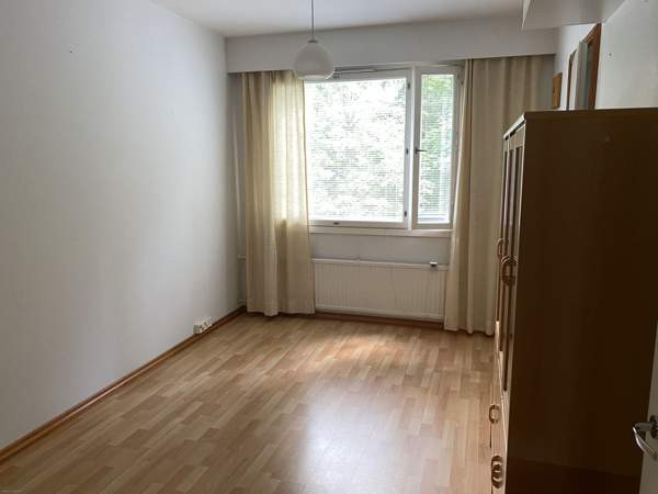 4h + k + wc + ph + parveke  Vantaa - valokuva 8