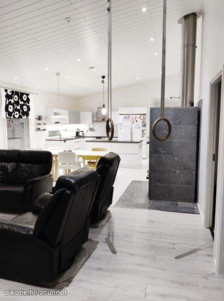 6h + k + s + khh + autokatos + 3 wc + lämmönjakohu  Kauhava – foto 5