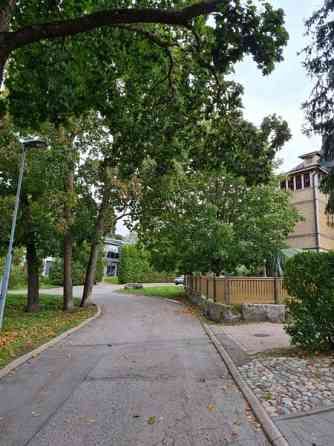 5 huonetta, ruokailutila, sauna, kylpyhuone, 2 x W  Helsinki