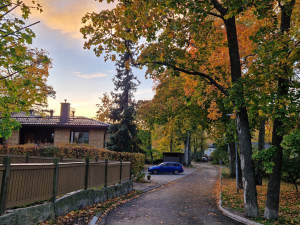 5 huonetta, ruokailutila, sauna, kylpyhuone, 2 x W  Helsinki - valokuva 1