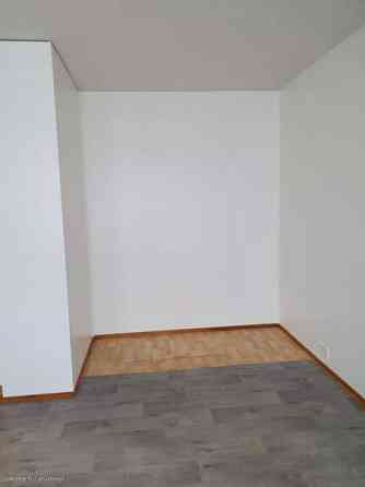 1h + k+   wc/suihku + vh + iso parveke n.10m2 lasi  Коувола