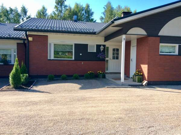 3h+k+s+terassi/piha-alue  Saarijärvi – foto 1