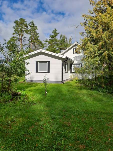 3h + k+s+kph+pukuh+wc+vh+2et+kuisti+avovintti+Kell  Säkylä - valokuva 3