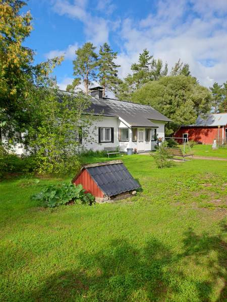 3h + k+s+kph+pukuh+wc+vh+2et+kuisti+avovintti+Kell  Säkylä - valokuva 5