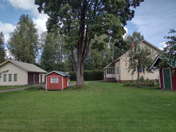 4h + s + wc + autotalli  Harjavalta - valokuva 3