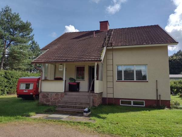 4h + s + wc + autotalli  Harjavalta - valokuva 1