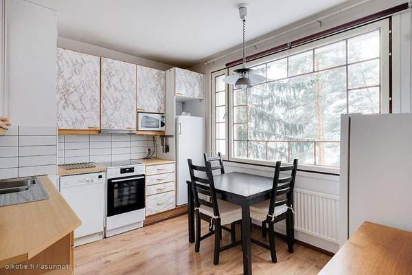 3h+k+kph+lasitettu parveke  Vantaa – foto 3