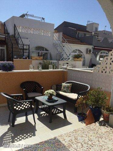 3h + s + p + 2 kh + piha  Torrevieja - valokuva 2