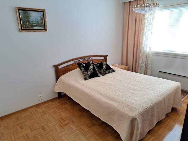 4h + k + s + khh + autotalli + 2 wc + iso piha  Helsinki - изображение 4