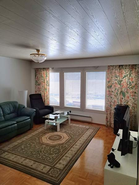 4h + k + s + khh + autotalli + 2 wc + iso piha  Helsinki - изображение 2