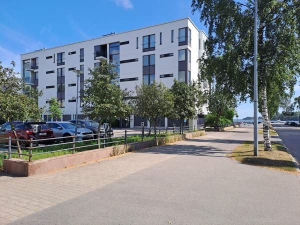 2h + k + s + lasitettu parveke  Helsinki - valokuva 3