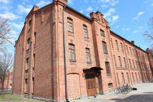 2h + avok + s  Hämeenlinna - valokuva 1