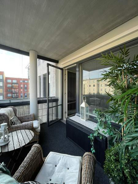 2h + s + p + kk  Helsinki - valokuva 6