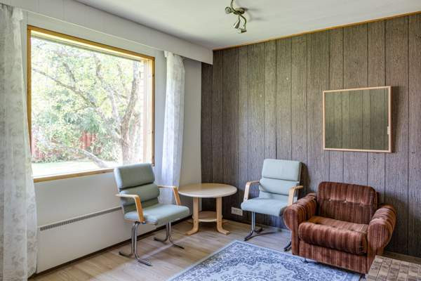 3mh, oh, th, k, ph, s, 2vh, wc, at, ulkov.  Kouvola - valokuva 8