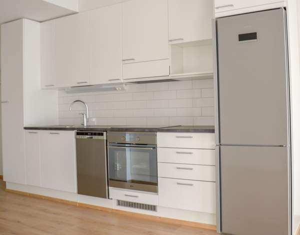 1h + kt + lasitettu iso parveke  Espoo - valokuva 1