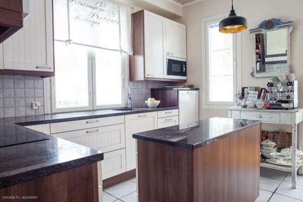 6h+k+khh+s+2kph+2wc+autotalli+3varasto+leikkimökki  Espoo - valokuva 5