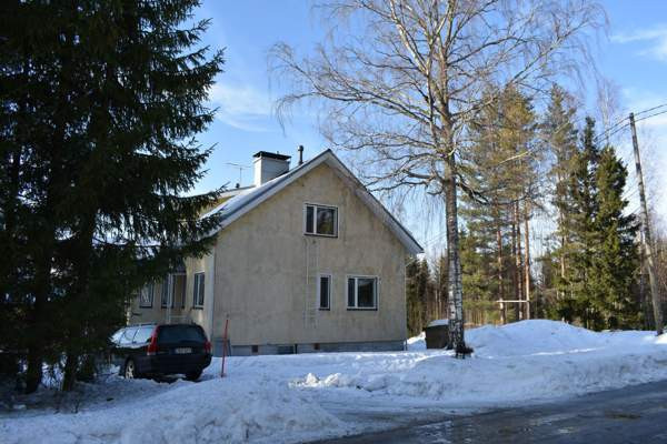 4-6 h, k, vh, 2 wc, eteinen, kuisti, yläkerran aul  Joutsa - изображение 2